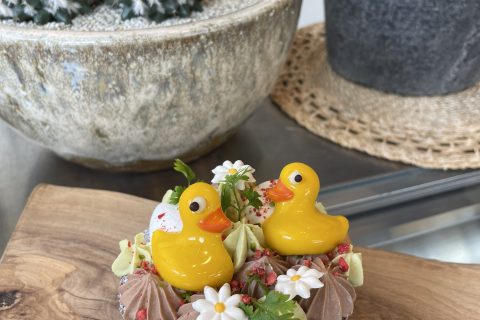 duckyのデコレーションケーキ
